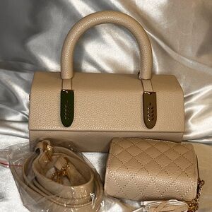 Elegant Cream Handbag Set